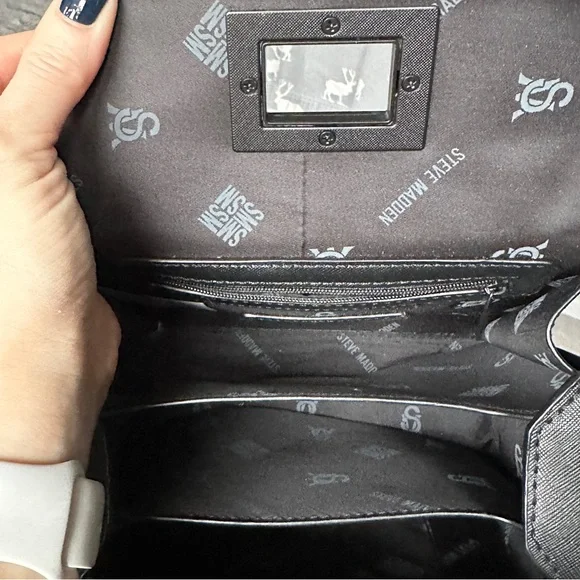 Steve Madden Black Pebble Leather Box Crossbody. NWOT - Picture 4 of 6